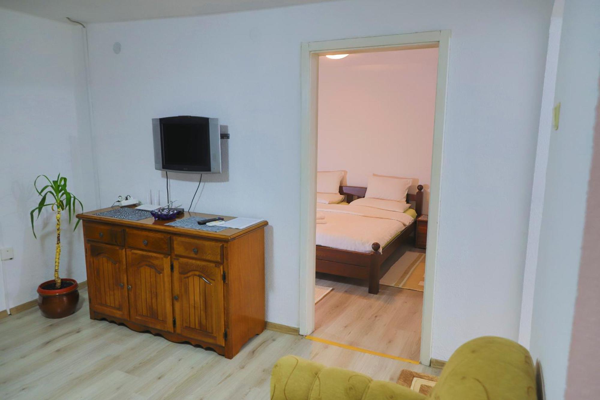 Apartman Bucko บีฮัช ภายนอก รูปภาพ