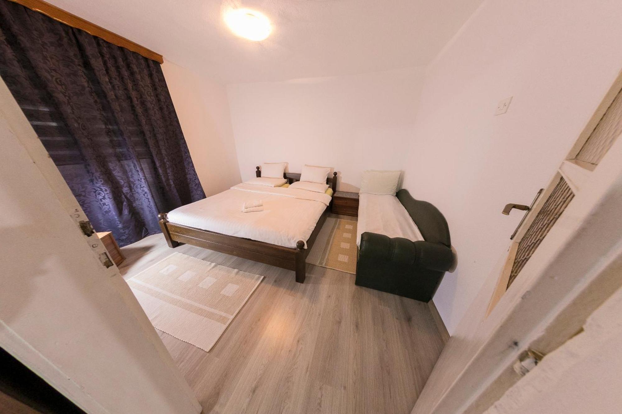 Apartman Bucko บีฮัช ภายนอก รูปภาพ