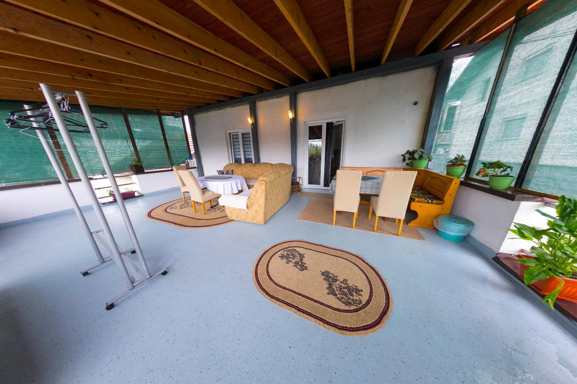 Apartman Bucko บีฮัช ภายนอก รูปภาพ