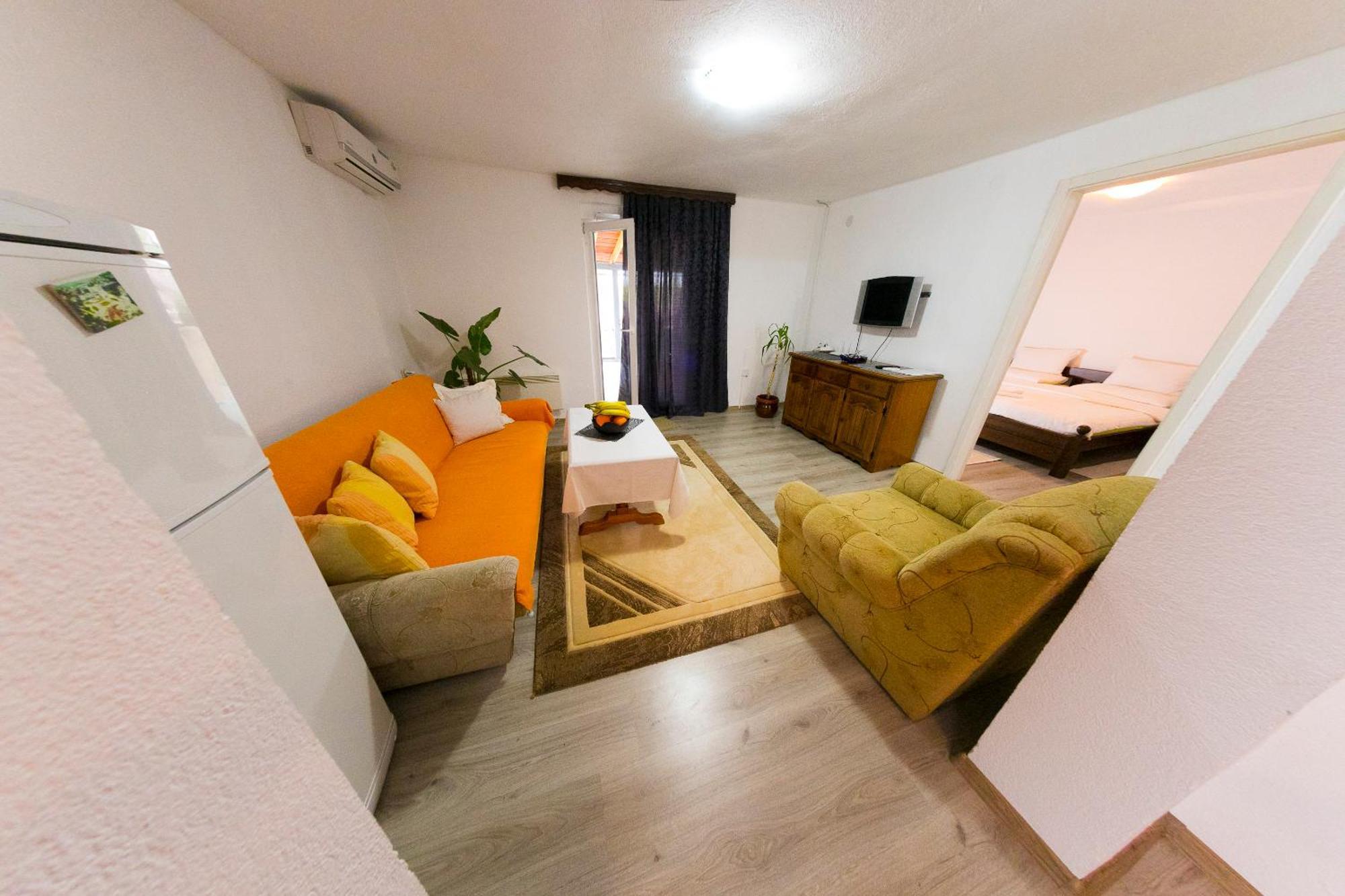 Apartman Bucko บีฮัช ภายนอก รูปภาพ