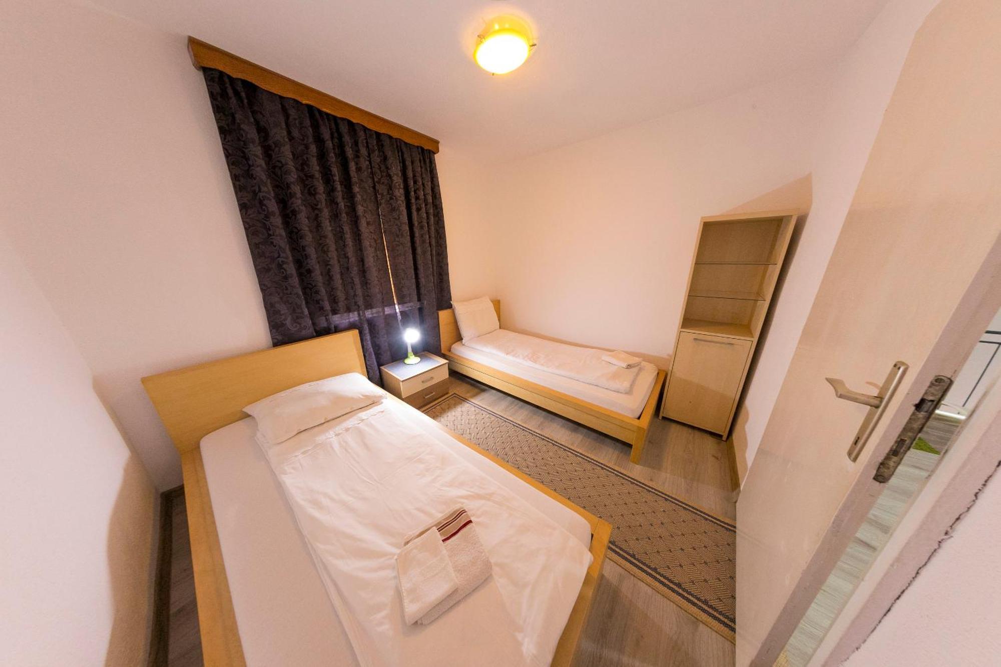 Apartman Bucko บีฮัช ภายนอก รูปภาพ