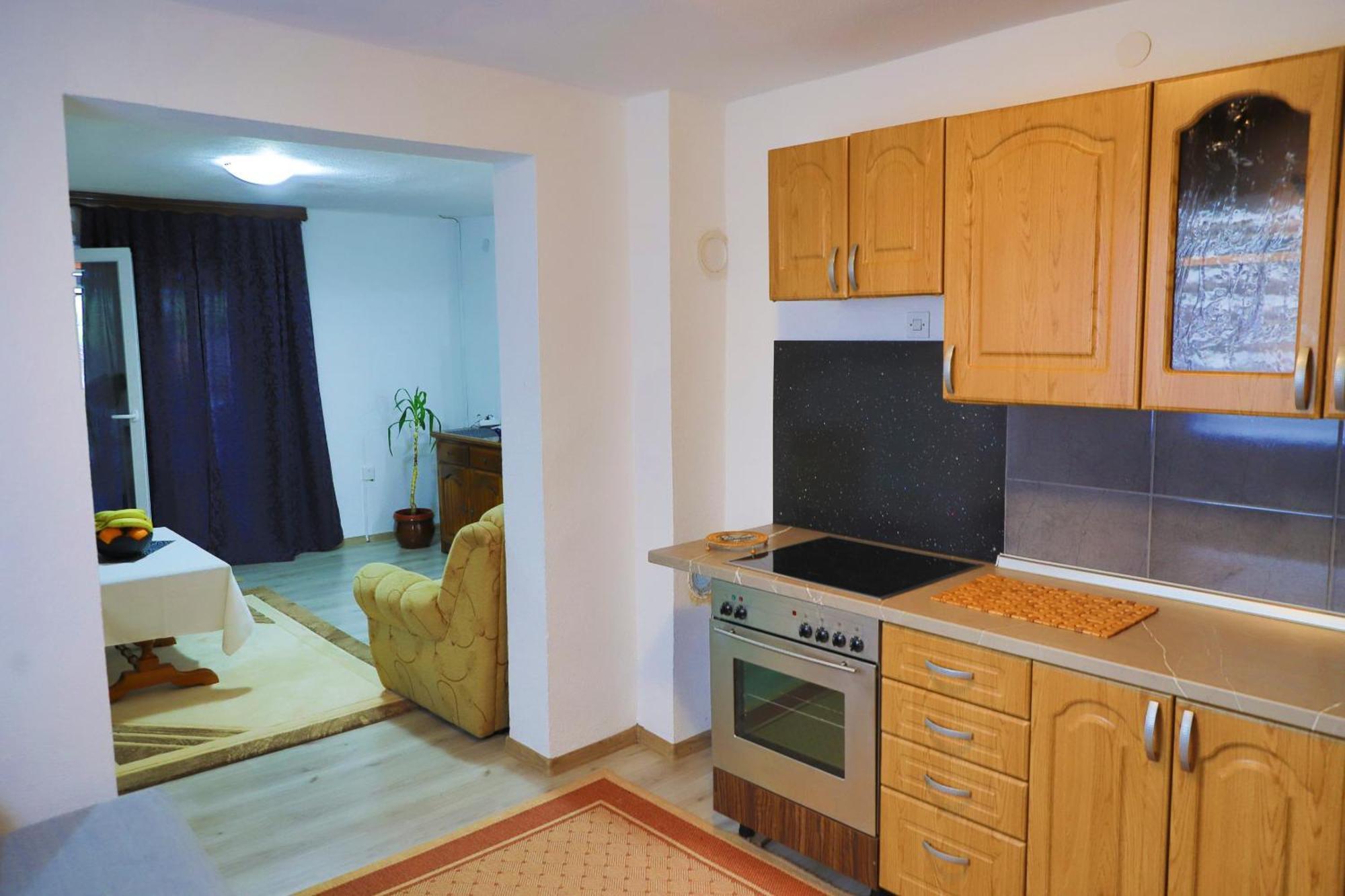 Apartman Bucko บีฮัช ภายนอก รูปภาพ